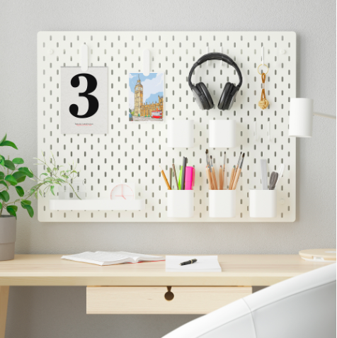 PEGBOARD